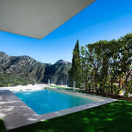 Casa Mathea