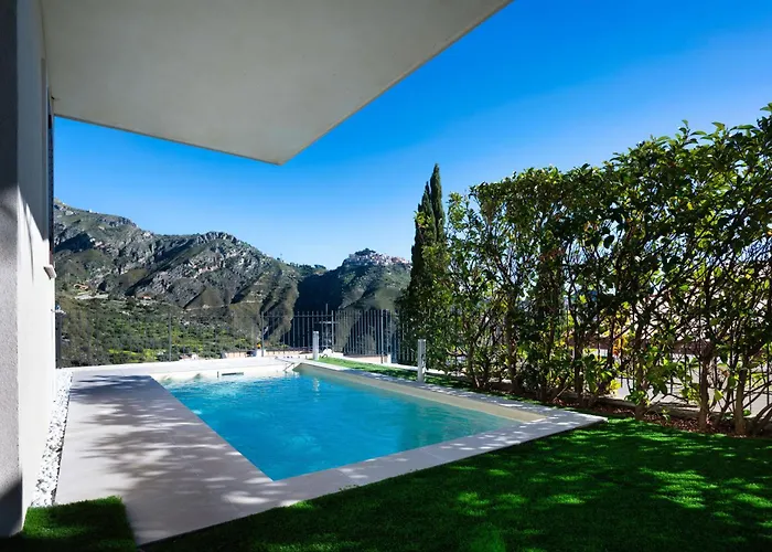 Casa Mathea