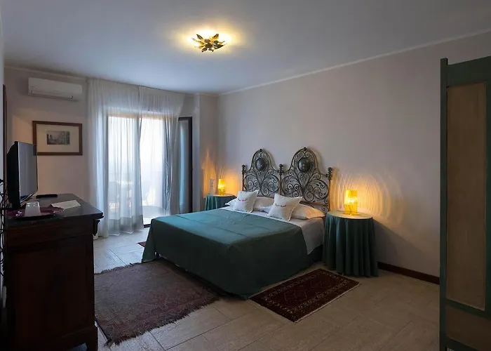 فيلة Casa Mathea
