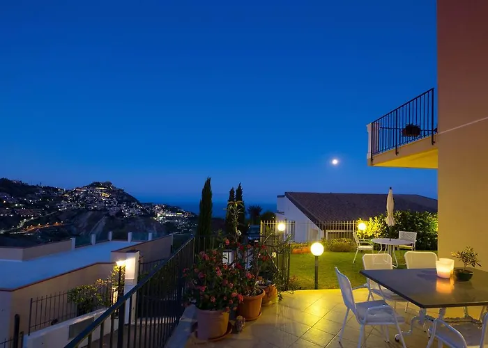 Casa Mathea تاورمينا
